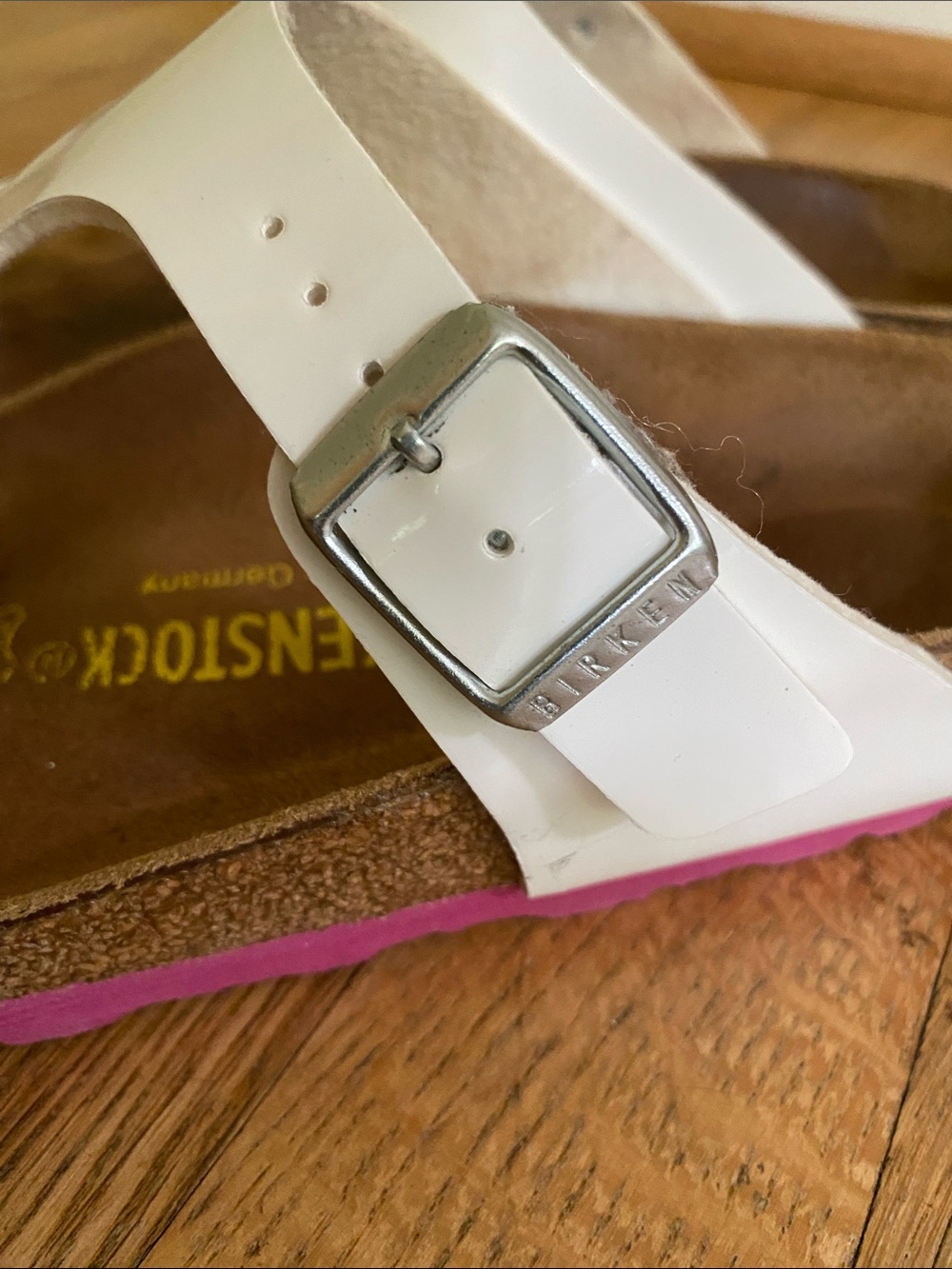 Birkenstock Gizeh 35, White Thong Sandals with Pink Accents - Picture 14 of 15